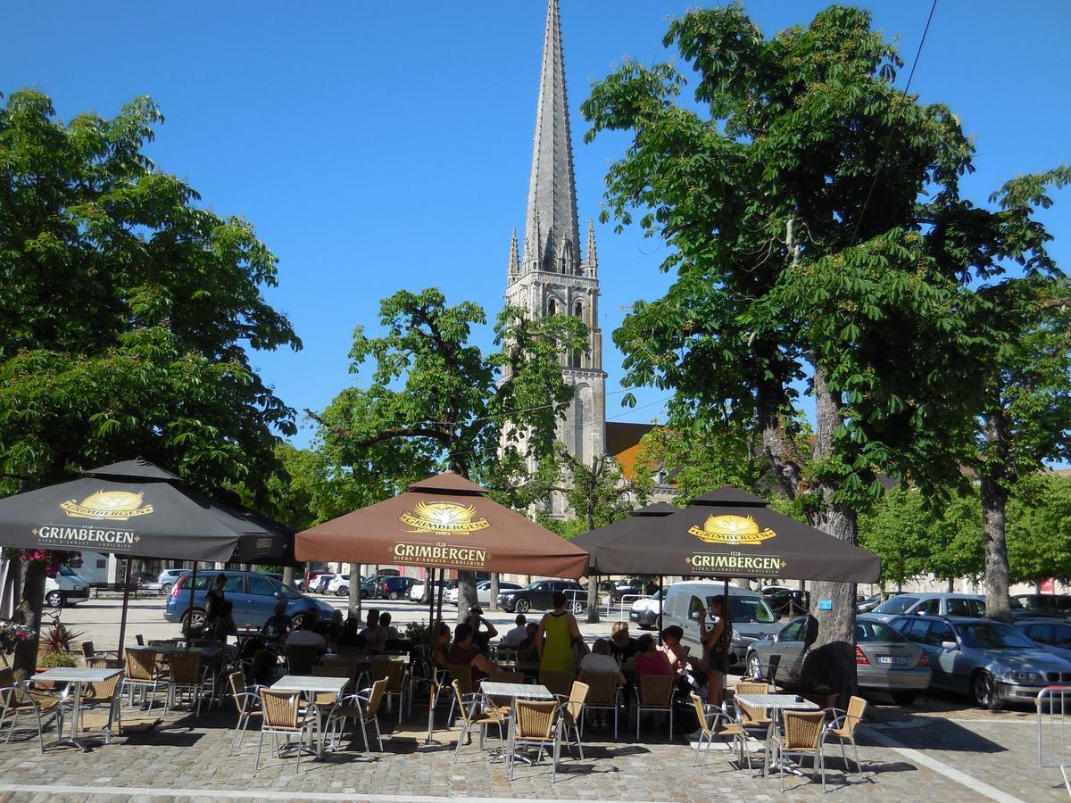 Hotel De L'Abbaye แซ็ง-ซาแว็ง ภายนอก รูปภาพ